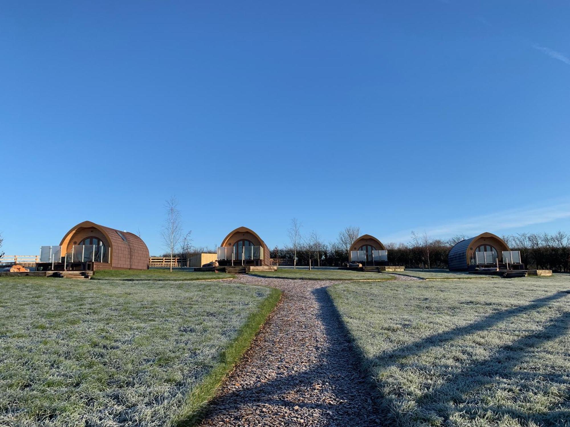 스탬포드 브리지 Mingle Dale- Bugthorpe Grange Glamping 빌라 외부 사진